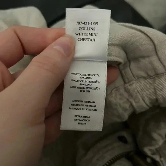 RAILS Collins Jacket in White Mini Cheetah - Picture 5 of 8